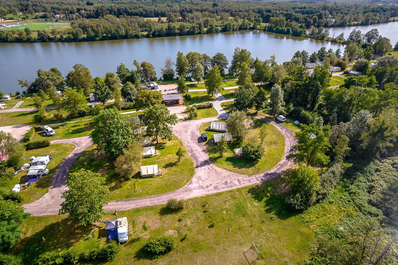 Camping Les Ballastieres - Vosges Du Sud Champagney Buitenkant foto