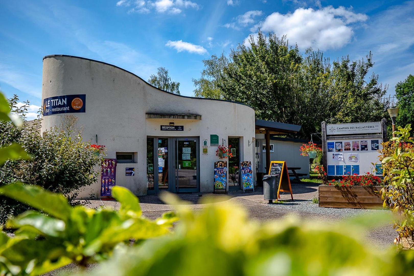 Camping Les Ballastieres - Vosges Du Sud Champagney Buitenkant foto