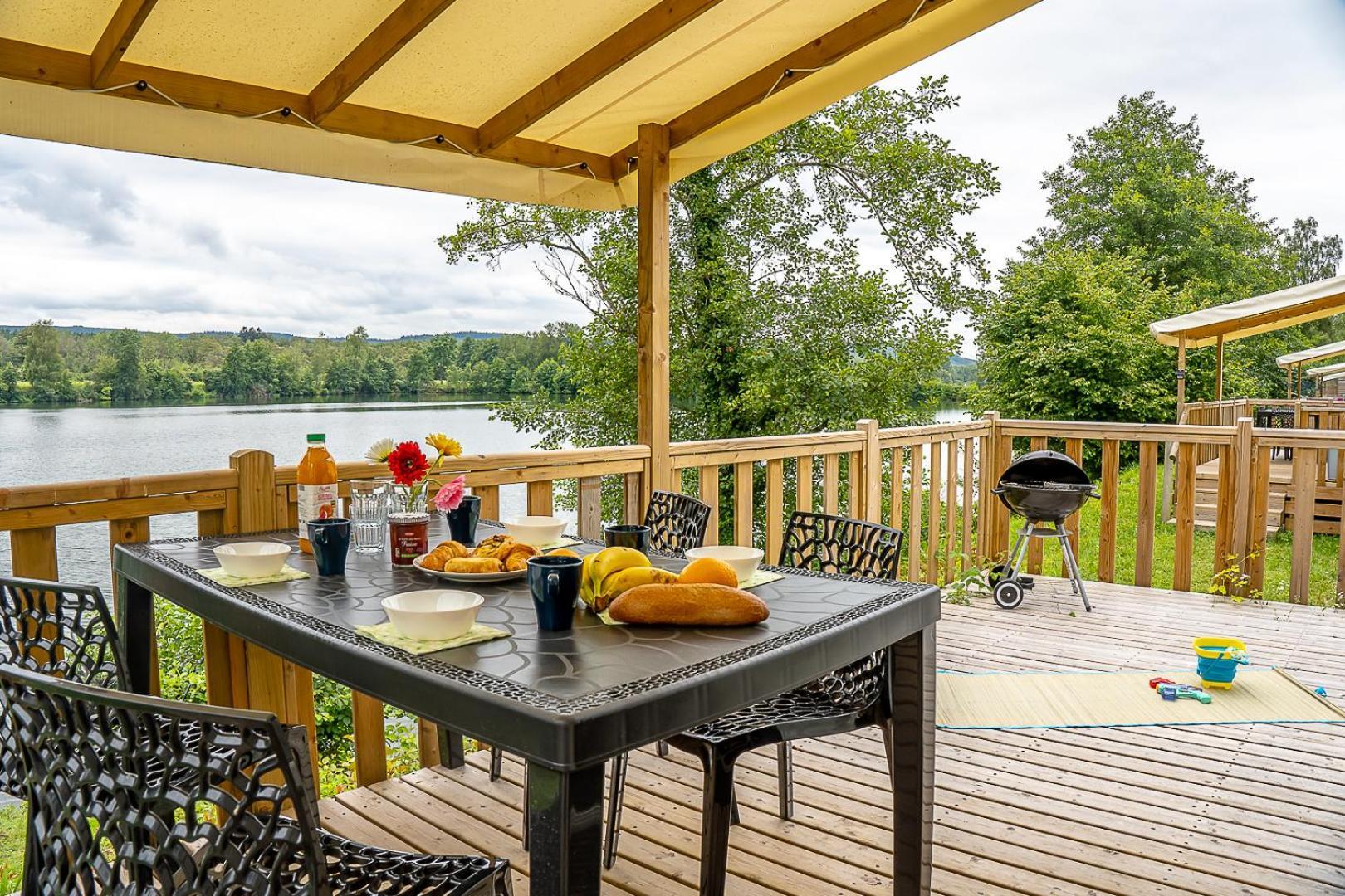 Camping Les Ballastieres - Vosges Du Sud Champagney Buitenkant foto