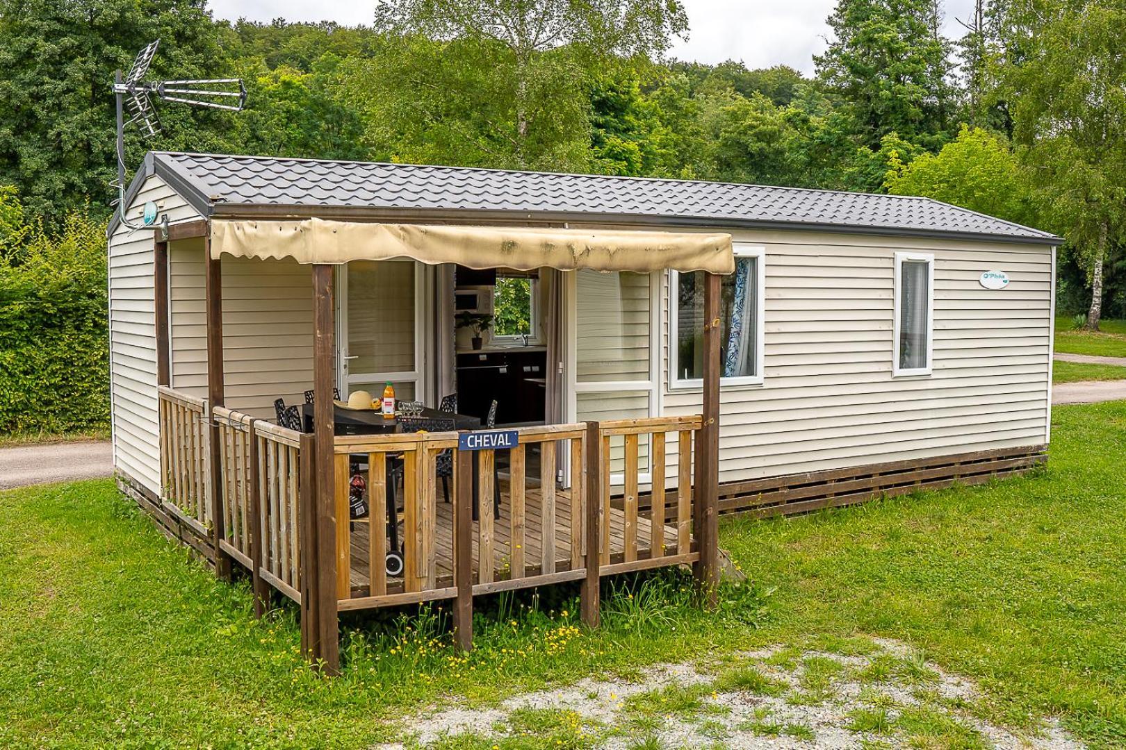 Camping Les Ballastieres - Vosges Du Sud Champagney Buitenkant foto